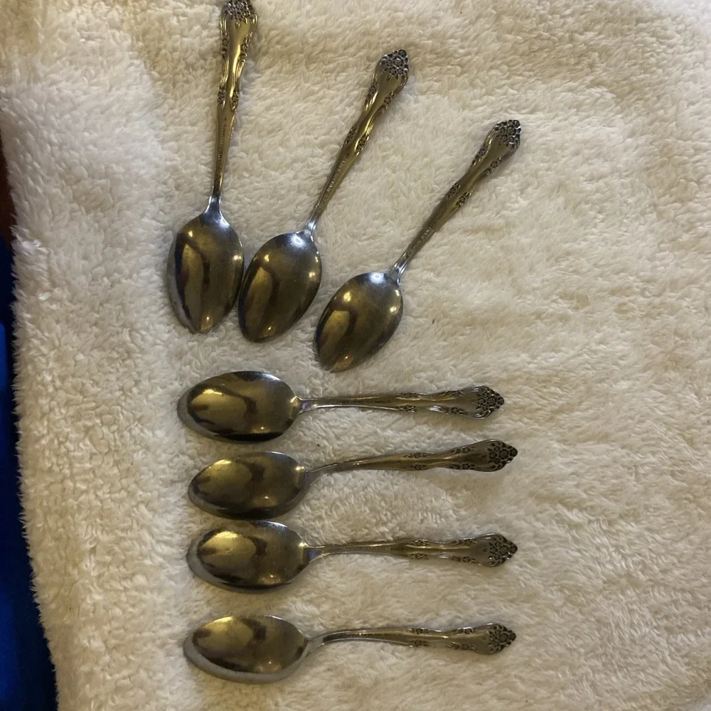 Dream Rose Lot of 7 Stainless Teaspoons 10 Roses China 6